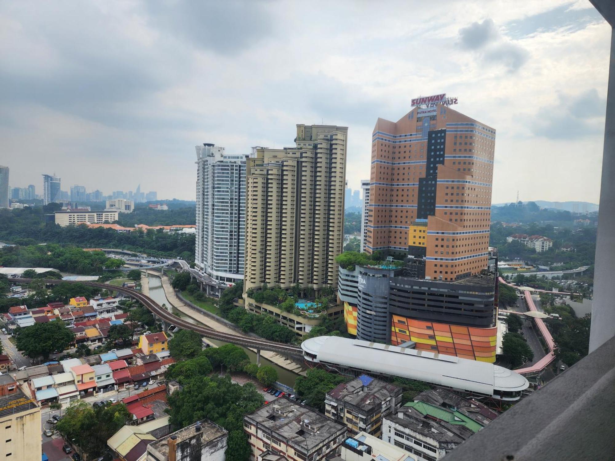 Chambers Residences Suites Klcc 吉隆坡 外观 照片